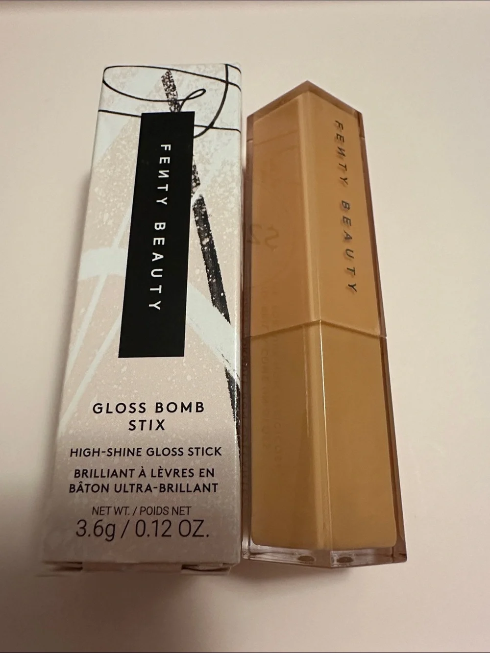 Fenty Beauty Gloss Bomb Stix Two'Lip Kiss